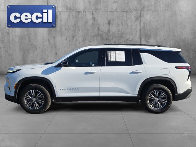 Certified 2026 Chevrolet Traverse LT FWD image 8