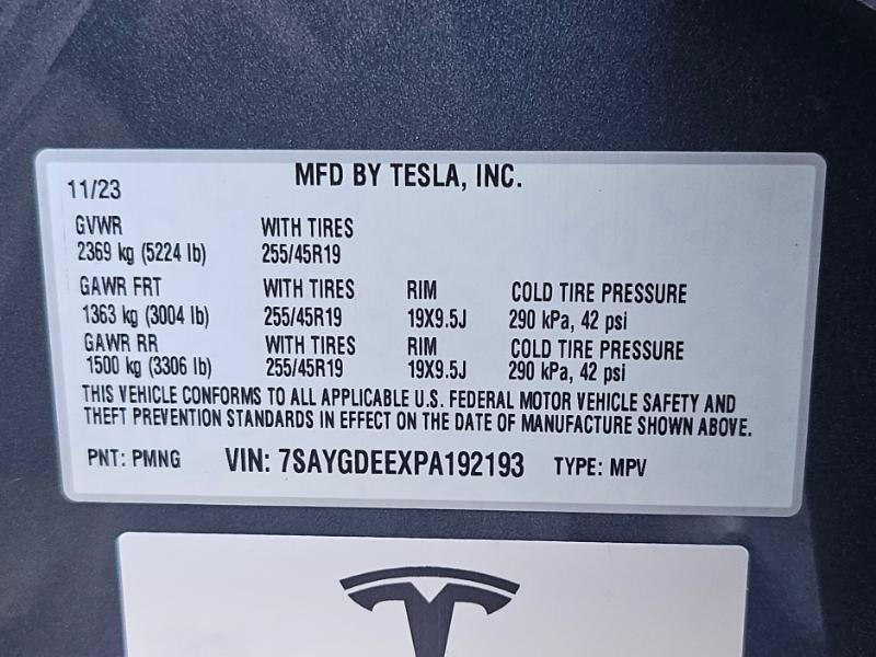 Used 2023 Tesla Model Y Long Range AWD/4WD image 37
