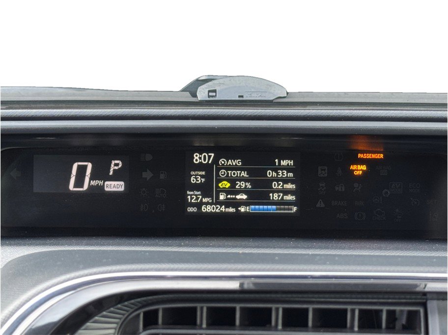 Used 2018 Toyota Prius C Three FWD image 16