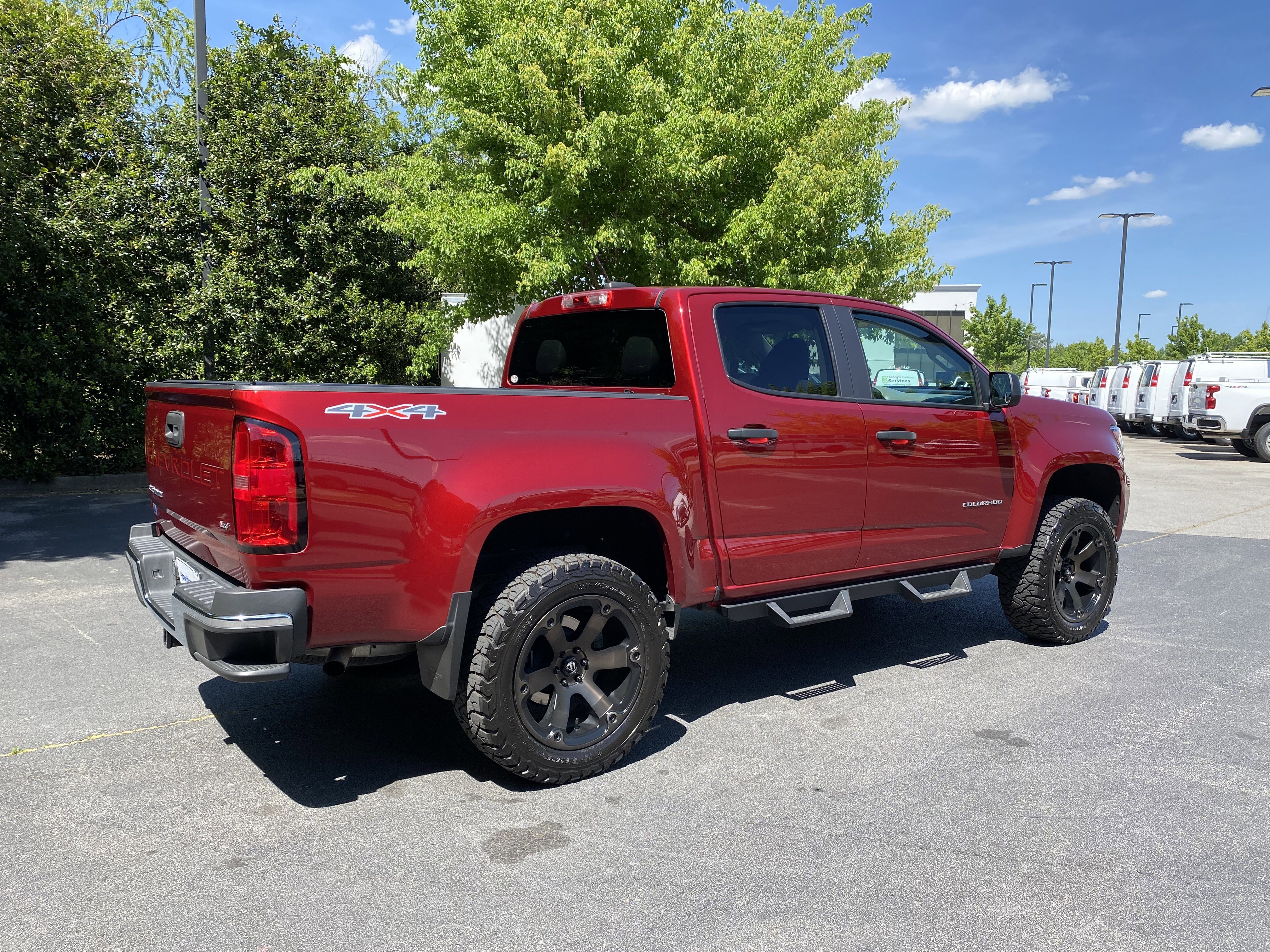 Used 2021 Chevrolet Colorado W/T w/ WT Convenience Package AWD/4WD image 9