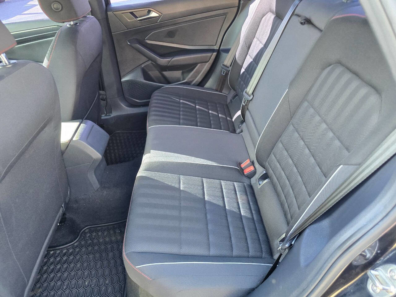 Used 2019 Volkswagen Jetta GLI FWD image 22