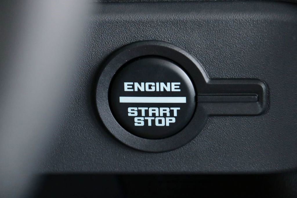 New 2025 Ford Bronco Big Bend w/ Black Diamond Package image 12