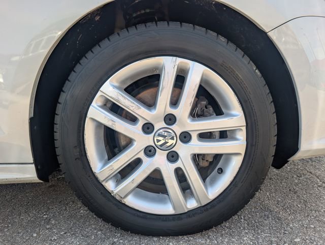 Used 2018 Volkswagen Jetta S w/ Cold Weather Package FWD image 24