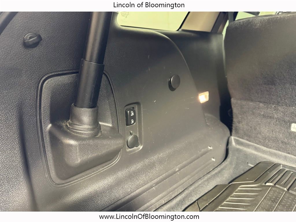 Used 2013 Lincoln MKX AWD image 59