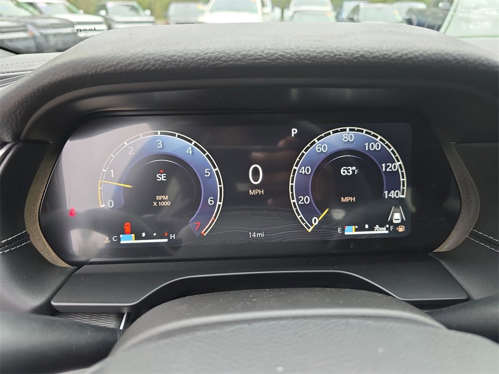 New 2025 Jeep Grand Cherokee Laredo w/ Luxury Tech Group I image 19