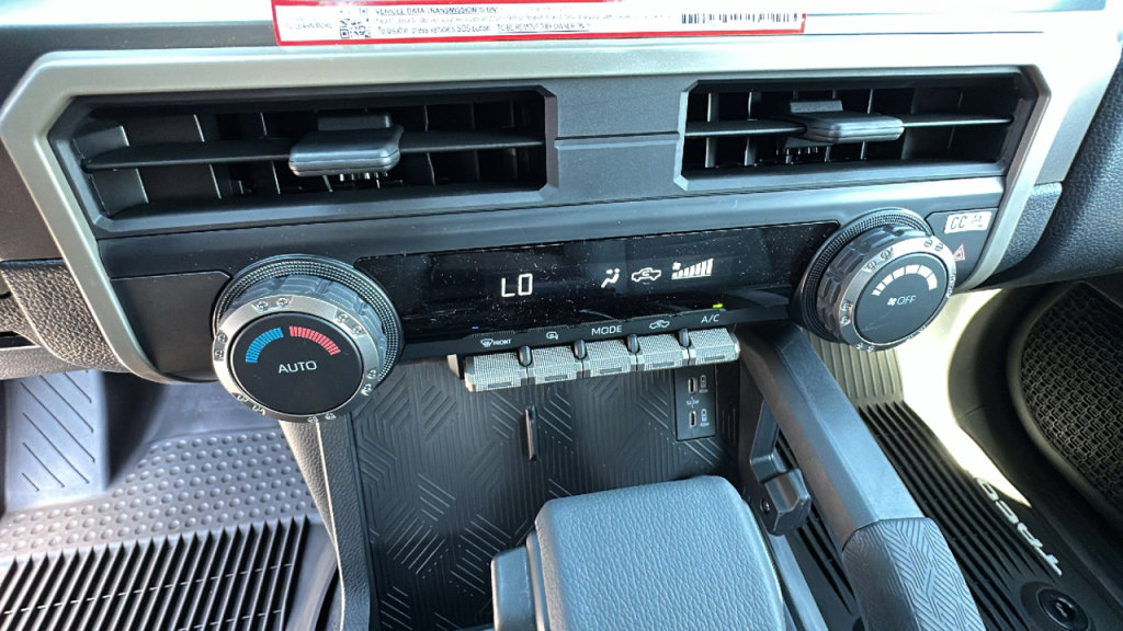 New 2025 Toyota Tacoma TRD Off-Road image 14