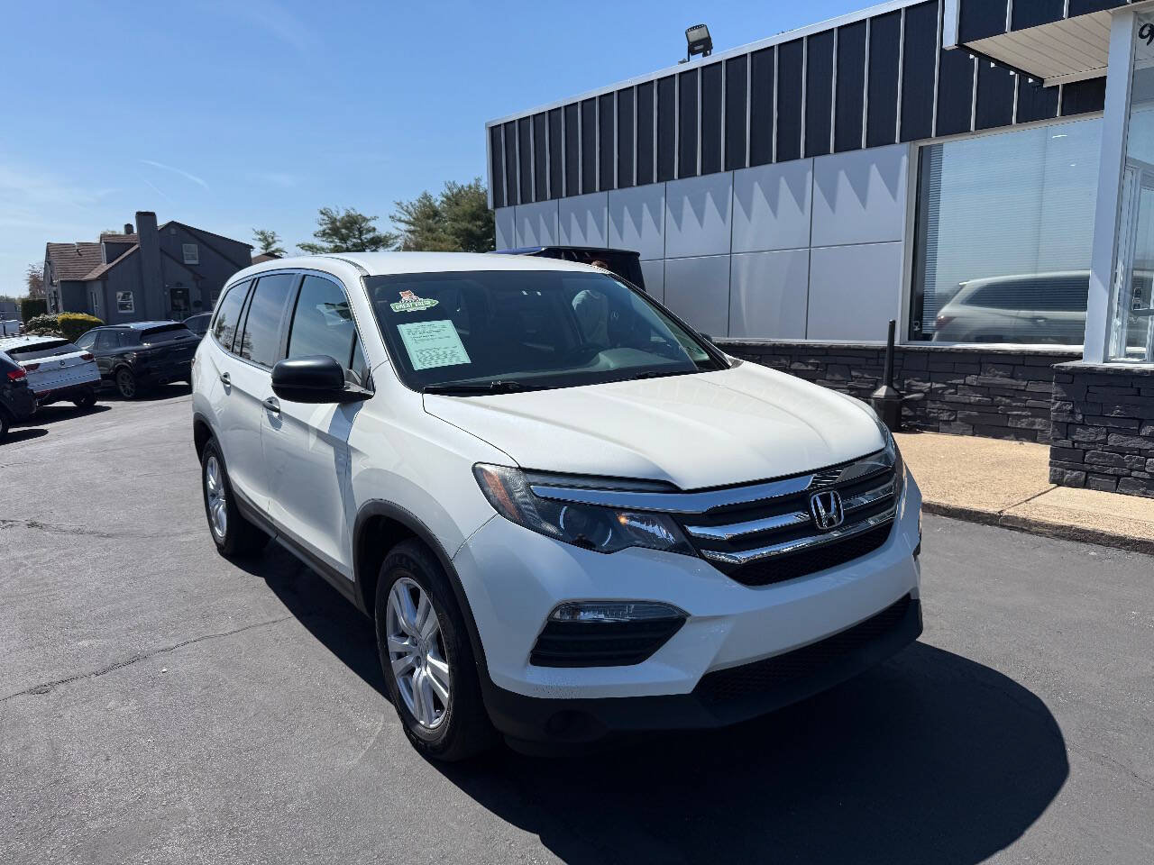 Used 2018 Honda Pilot LX image 9