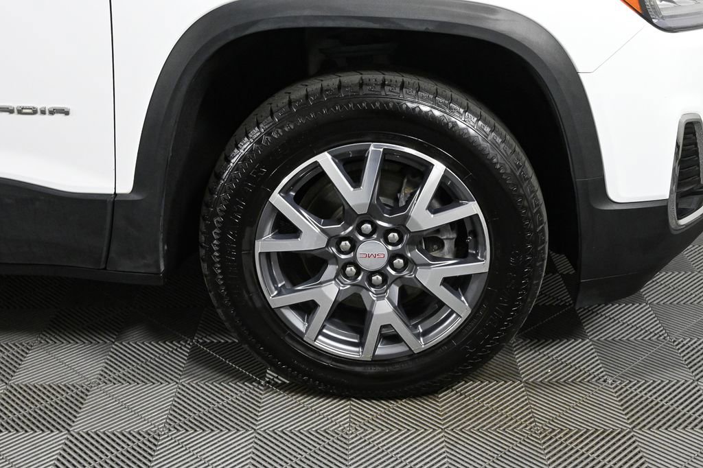 Used 2023 GMC Acadia SLT image 39