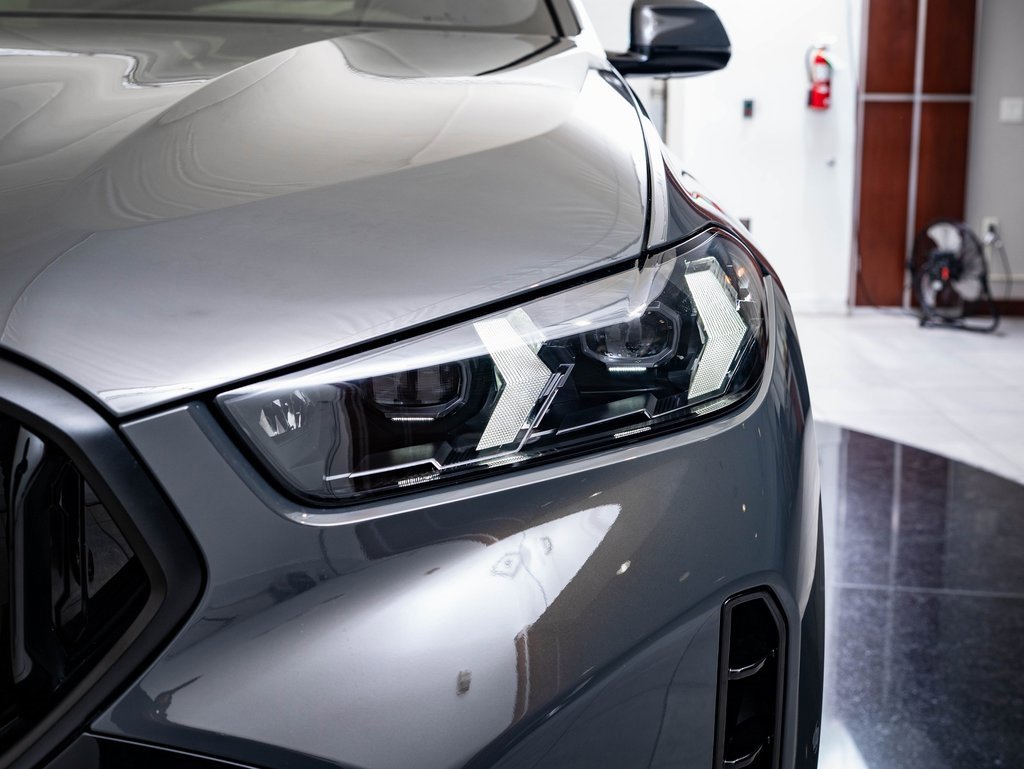 New 2026 BMW X6 xDrive40i image 16