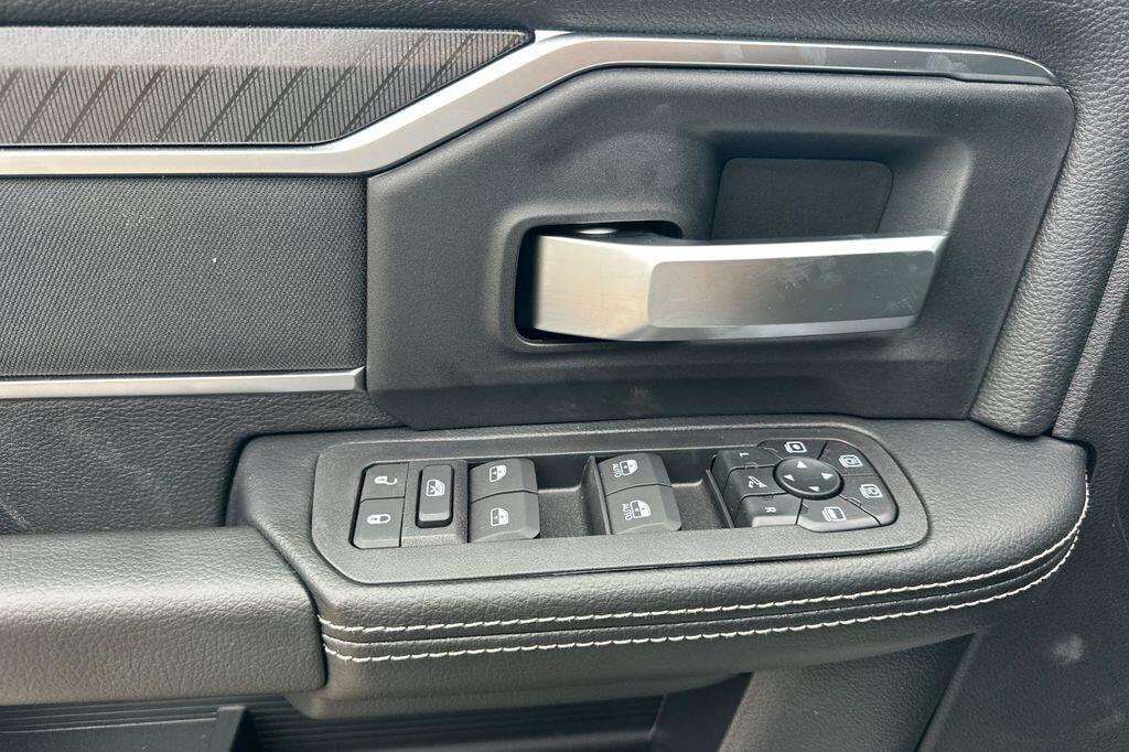 New 2027 RAM 2500 Big Horn AWD/4WD image 11