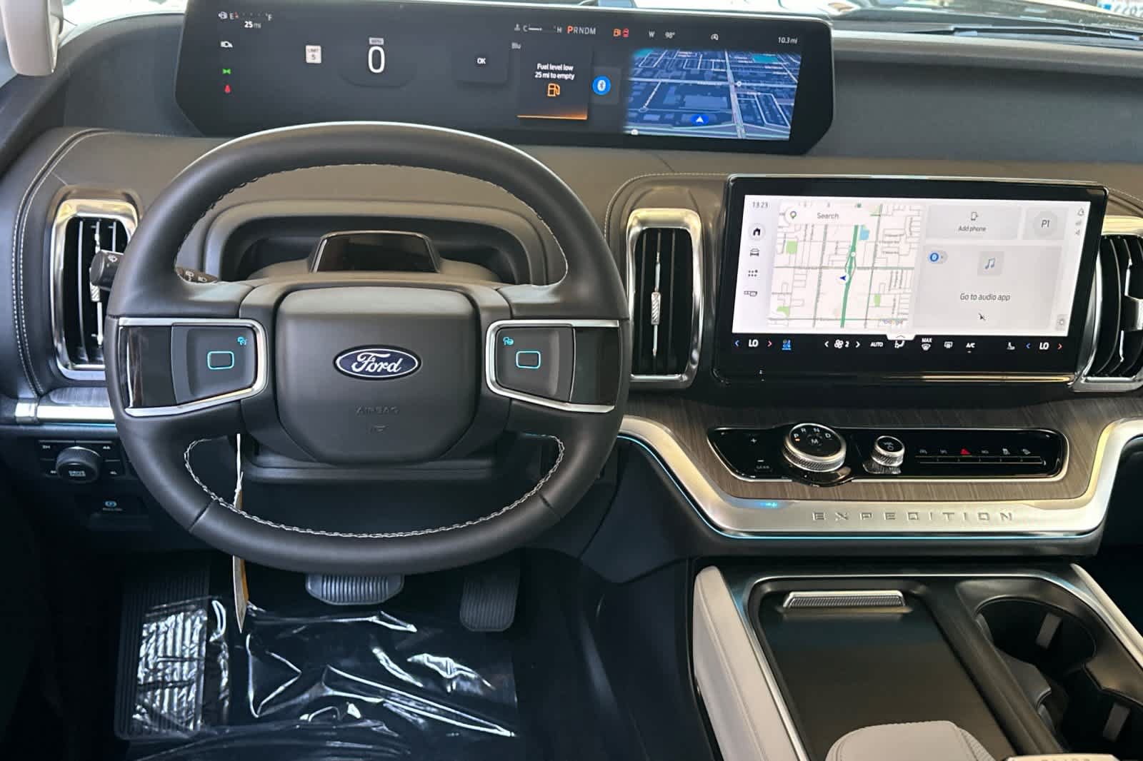 New 2026 Ford Expedition Max Platinum w/ Platinum Ultimate Package AWD/4WD image 15