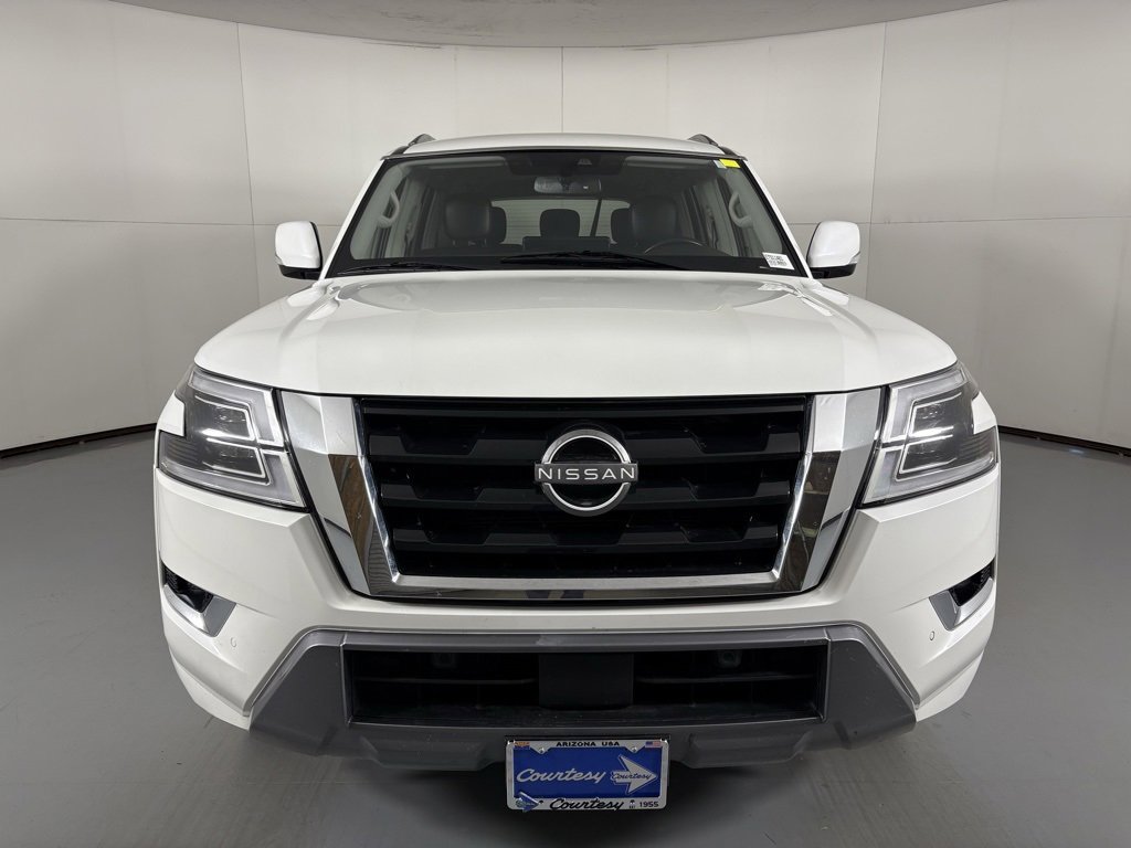 Used 2023 Nissan Armada SV image 3