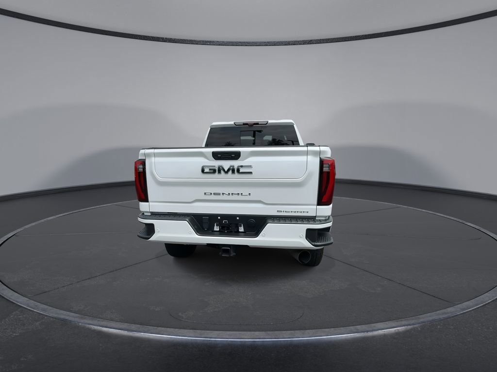 Used 2024 GMC Sierra 2500 Denali Ultimate AWD/4WD image 8