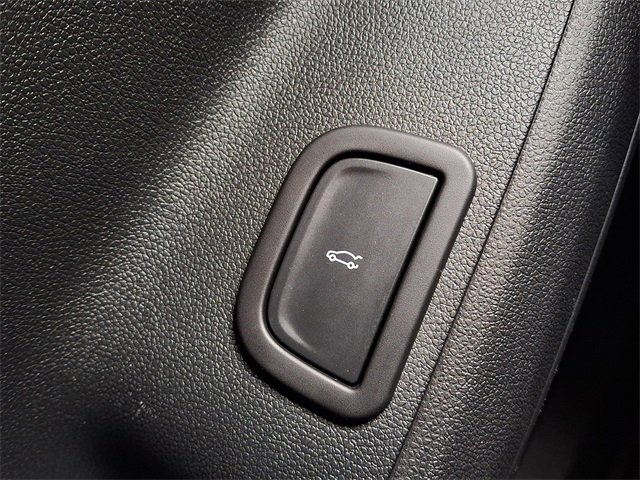 Certified 2024 Chevrolet Traverse LT w/ Midnight/Sport Edition image 24