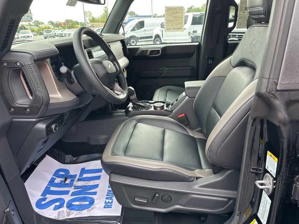 New 2025 Ford Bronco Outer Banks image 25