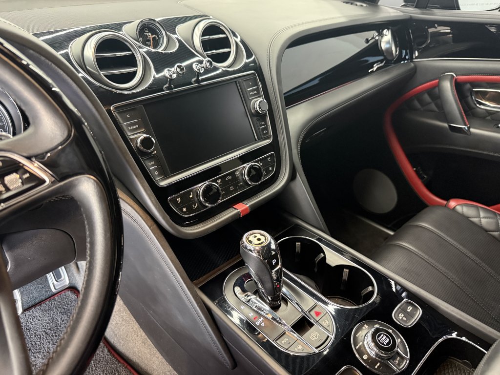 Used 2020 Bentley Bentayga Speed AWD/4WD image 10