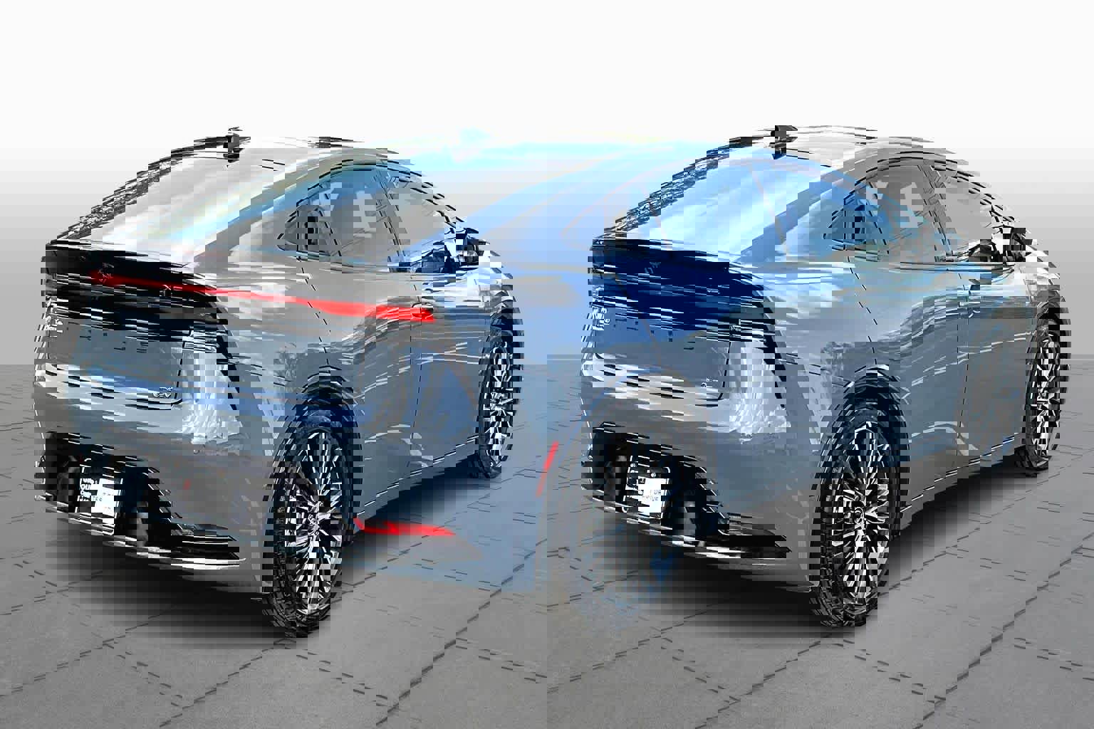 Used 2024 Toyota Prius XLE image 13