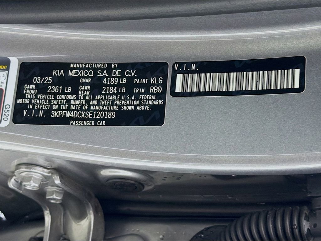 Used 2025 Kia K4 GT-Line Turbo image 37