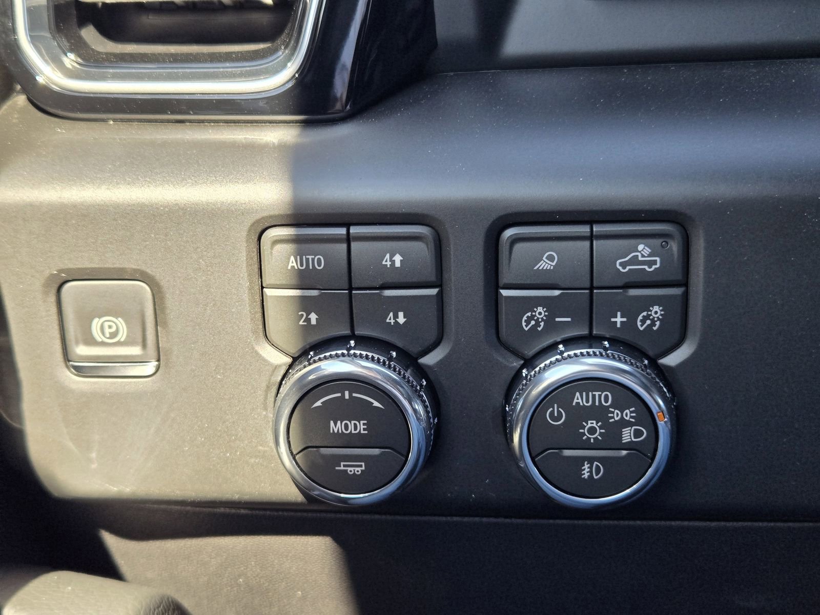 New 2026 GMC Sierra 1500 Denali w/ Denali Reserve Package image 24