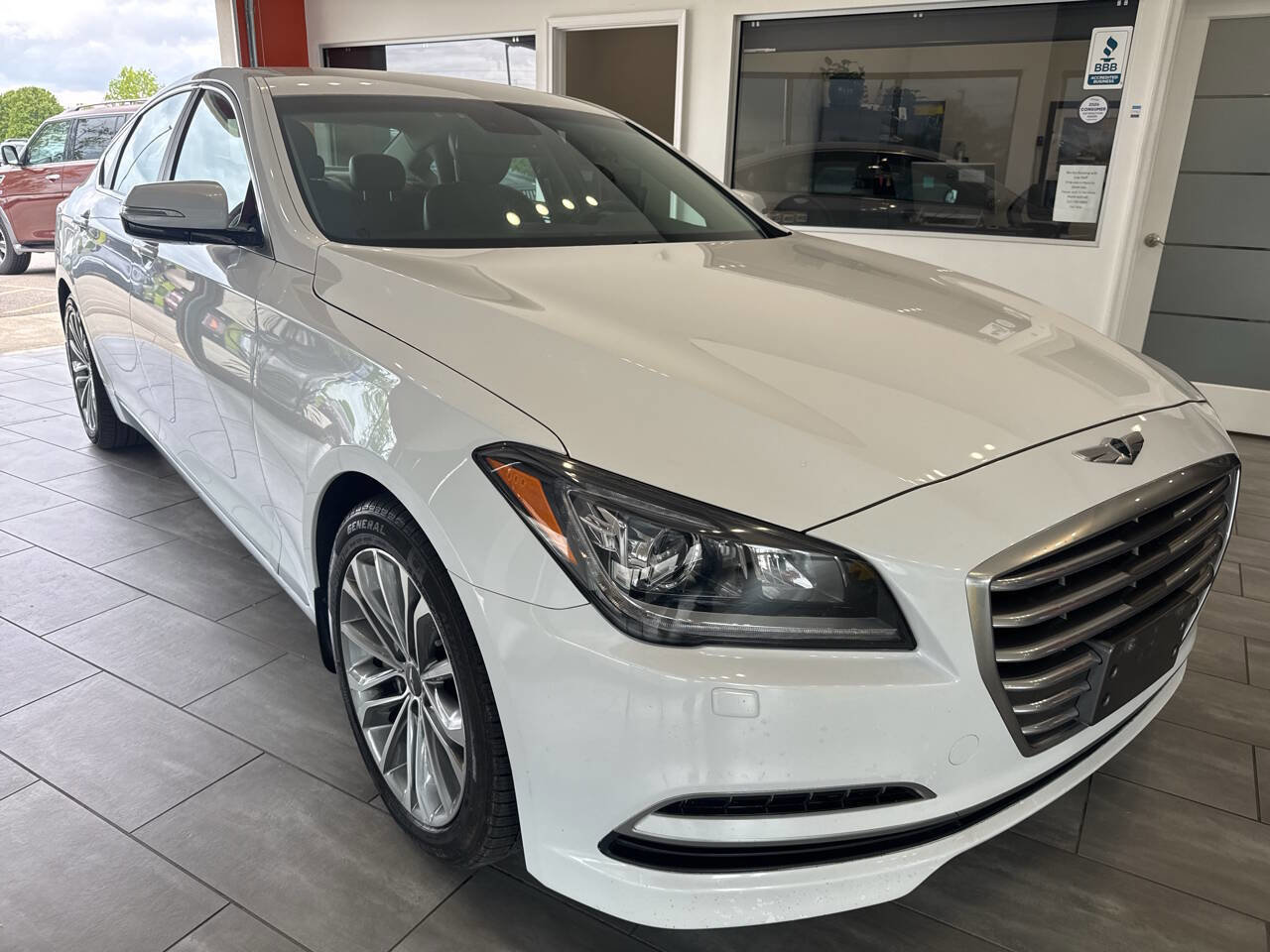 Used 2015 Hyundai Genesis 3.8 AWD/4WD image 2