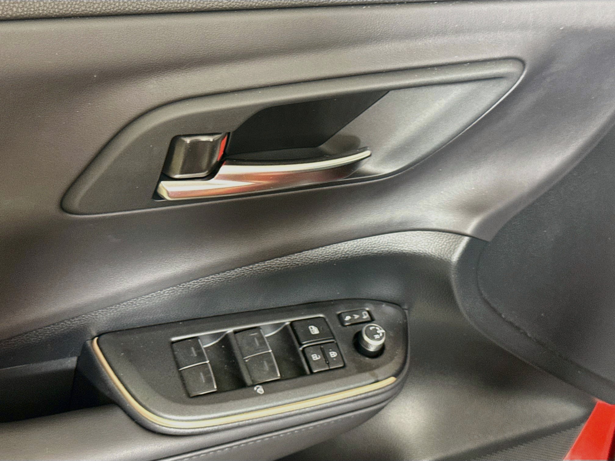 Certified 2023 Toyota Crown AWD/4WD image 16