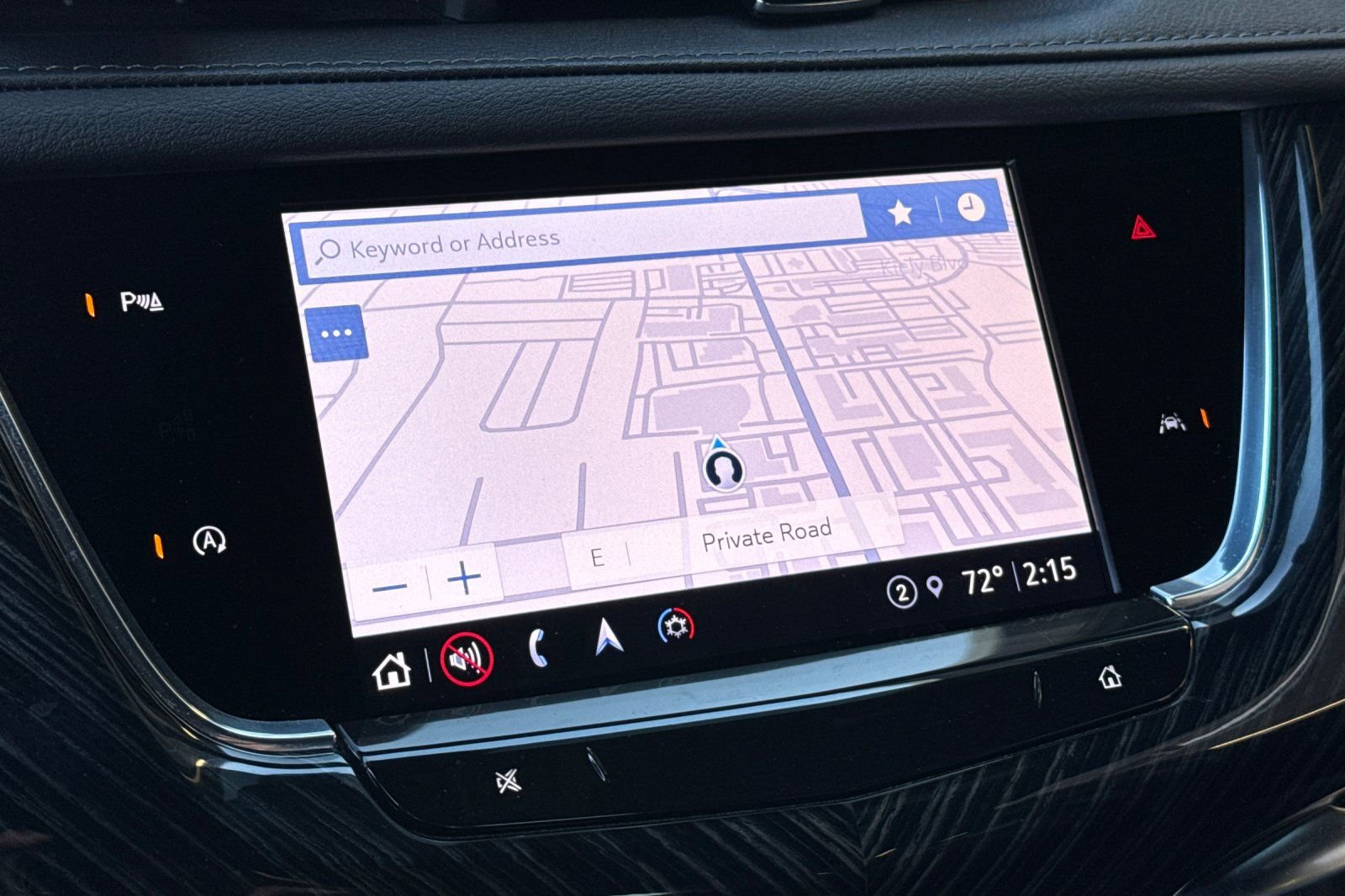 Certified 2025 Cadillac XT6 Premium Luxury image 40