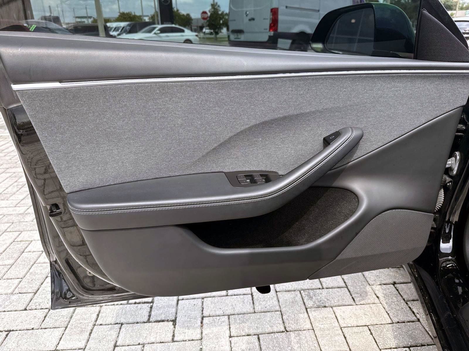 Used 2024 Tesla Model 3 Standard Range RWD image 16