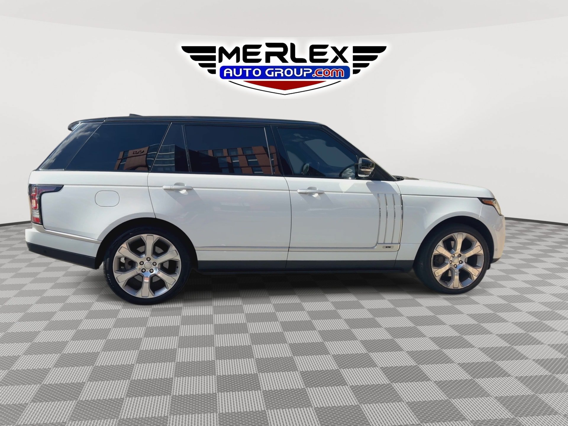 Used 2017 Land Rover Range Rover Long Wheelbase Autobiography AWD/4WD image 9