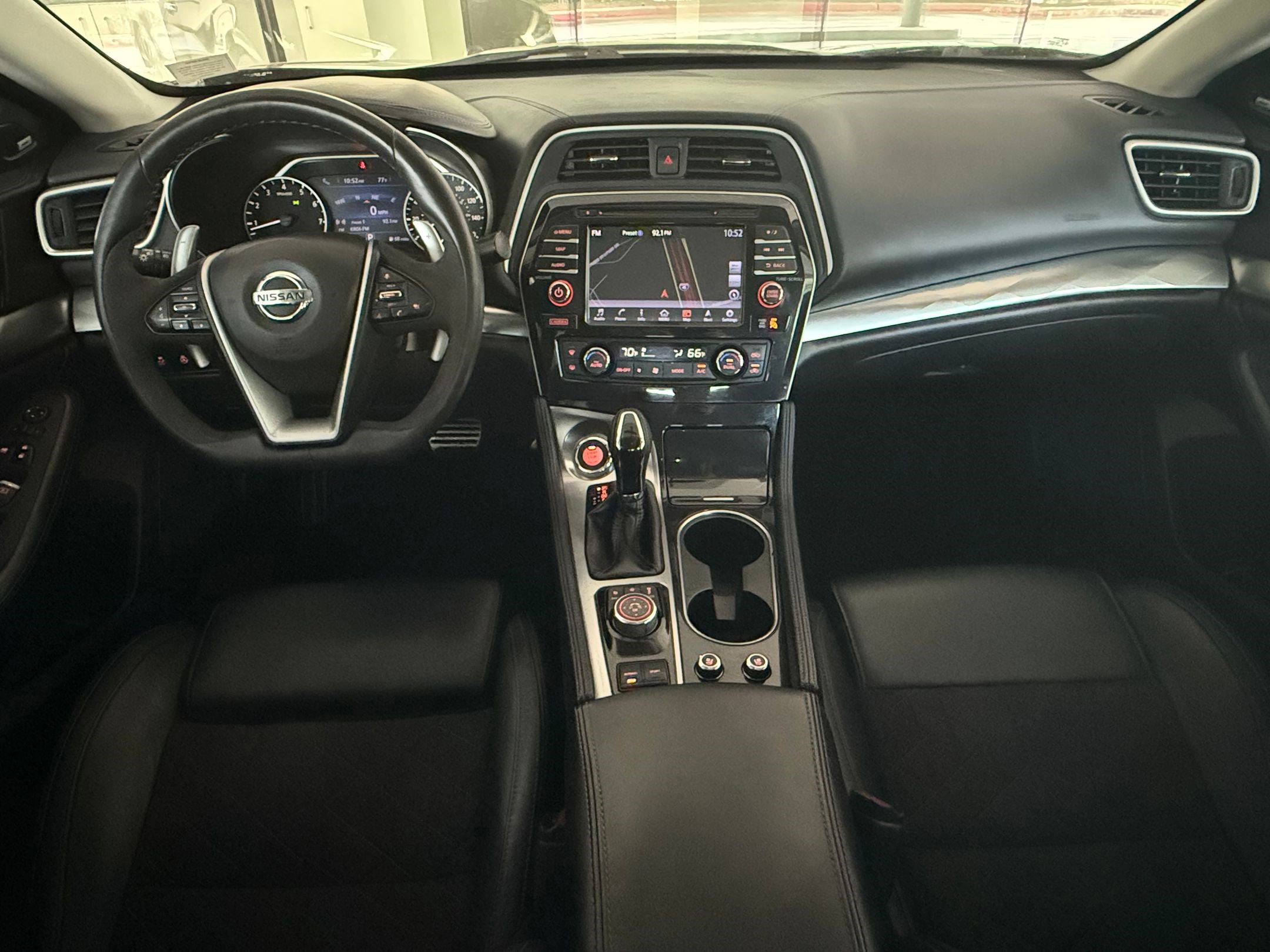 Used 2017 Nissan Maxima SR w/ Midnight Edition image 14