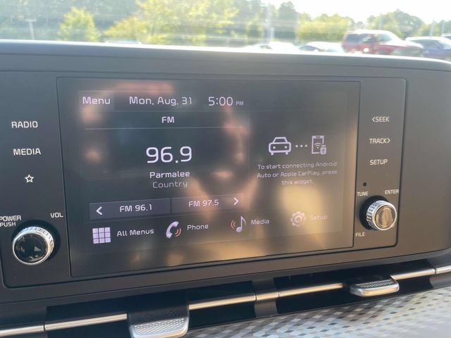Certified 2024 Kia Carnival LX FWD image 32