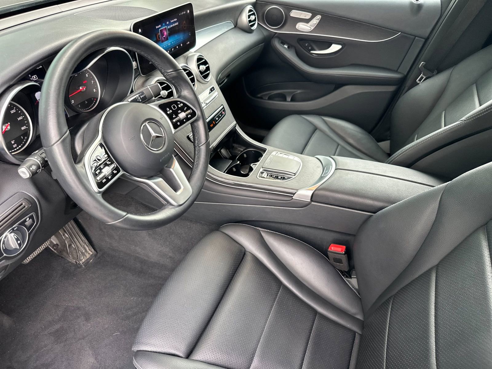 Certified 2022 Mercedes-Benz GLC 300 image 11