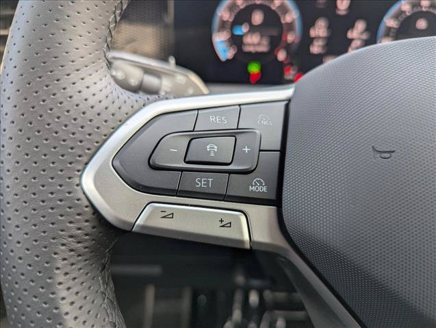New 2026 Volkswagen Tiguan SE R-Line FWD image 13