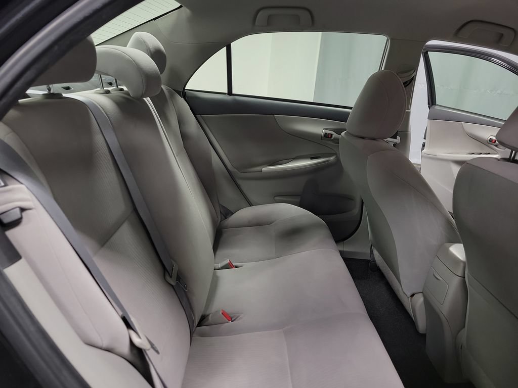 Used 2013 Toyota Corolla LE FWD image 20