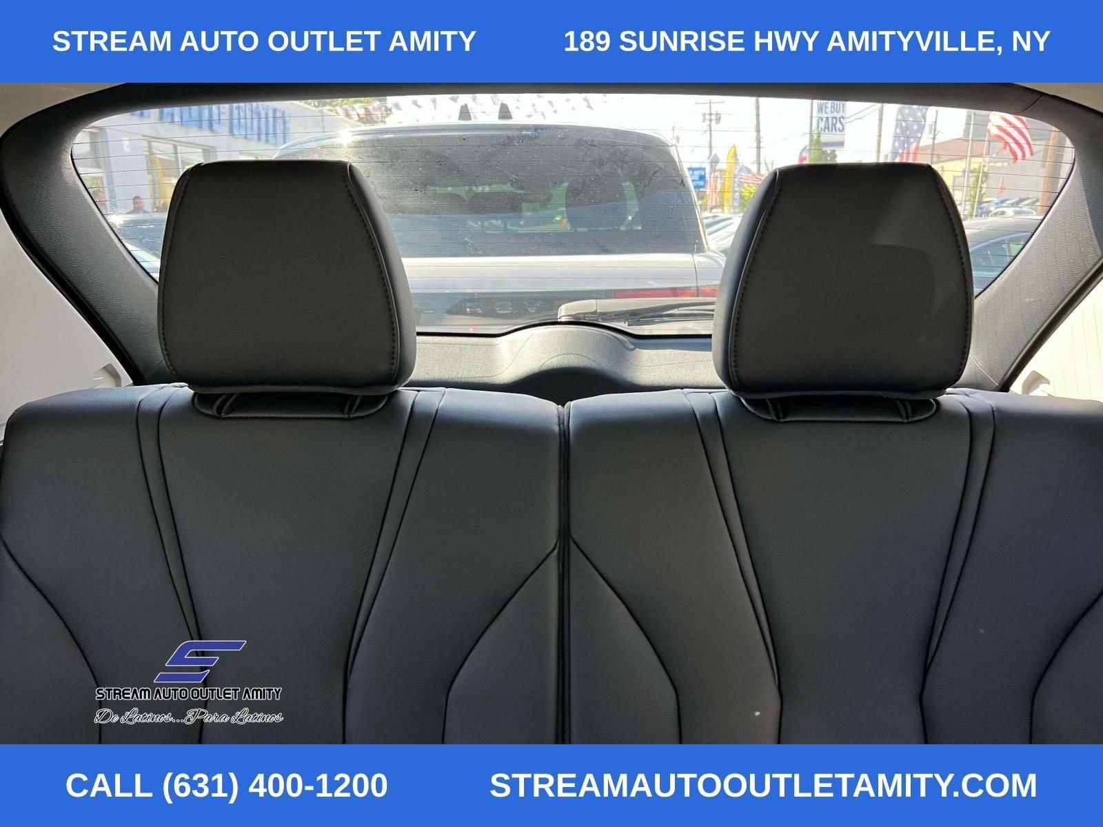 Used 2023 Acura MDX SH-AWD image 13