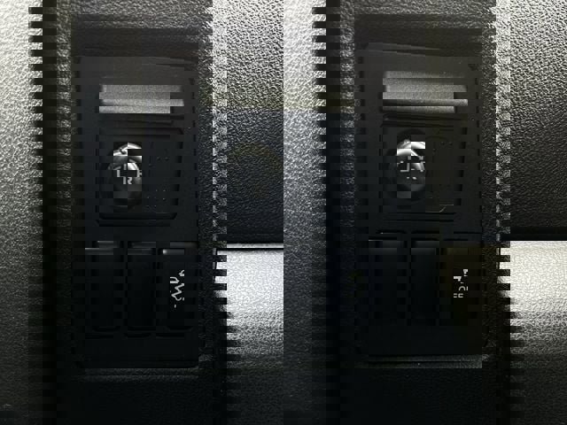 Used 2015 Nissan Rogue S w/ Convenience Package image 24