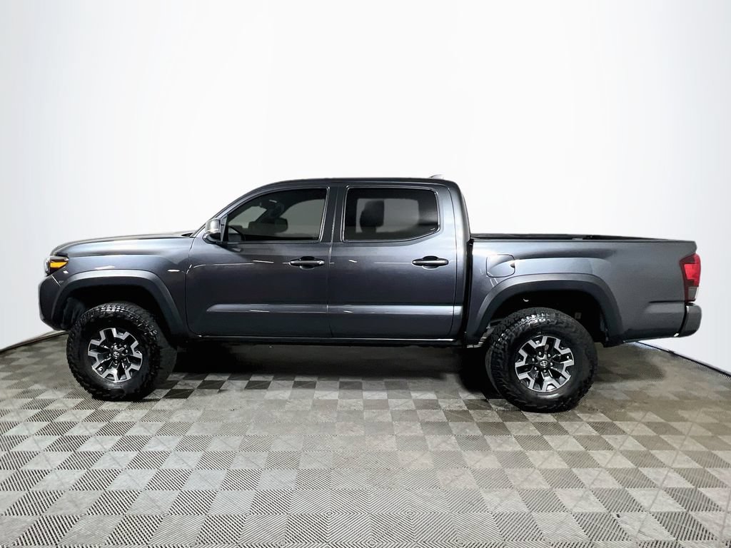 Certified 2022 Toyota Tacoma TRD Off-Road w/ Technology Package RWD image 4