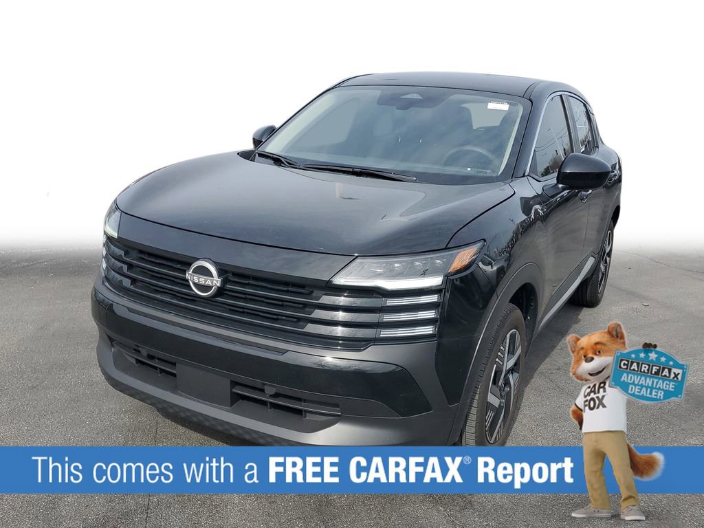 Used 2025 Nissan Kicks SV image 3