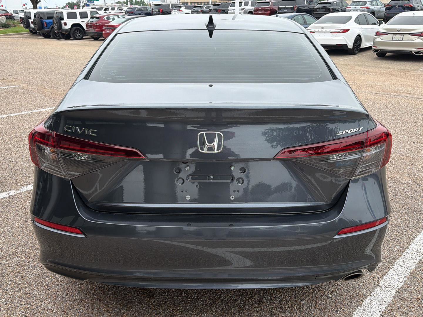 Used 2025 Honda Civic Sport image 4