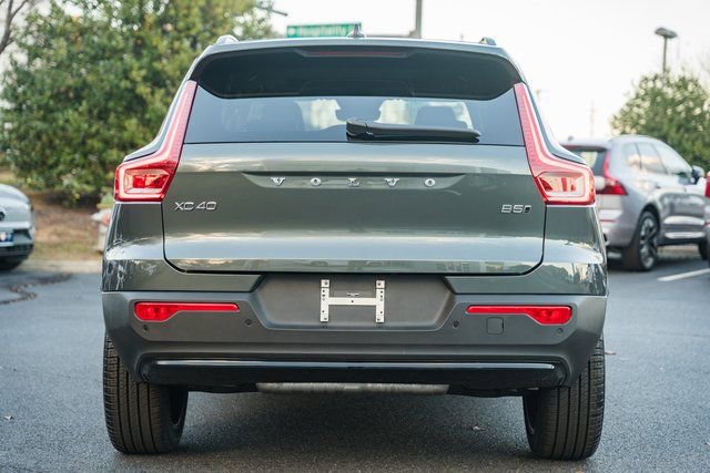 New 2026 Volvo XC40 B5 Ultra w/ Protection Package Premier image 5