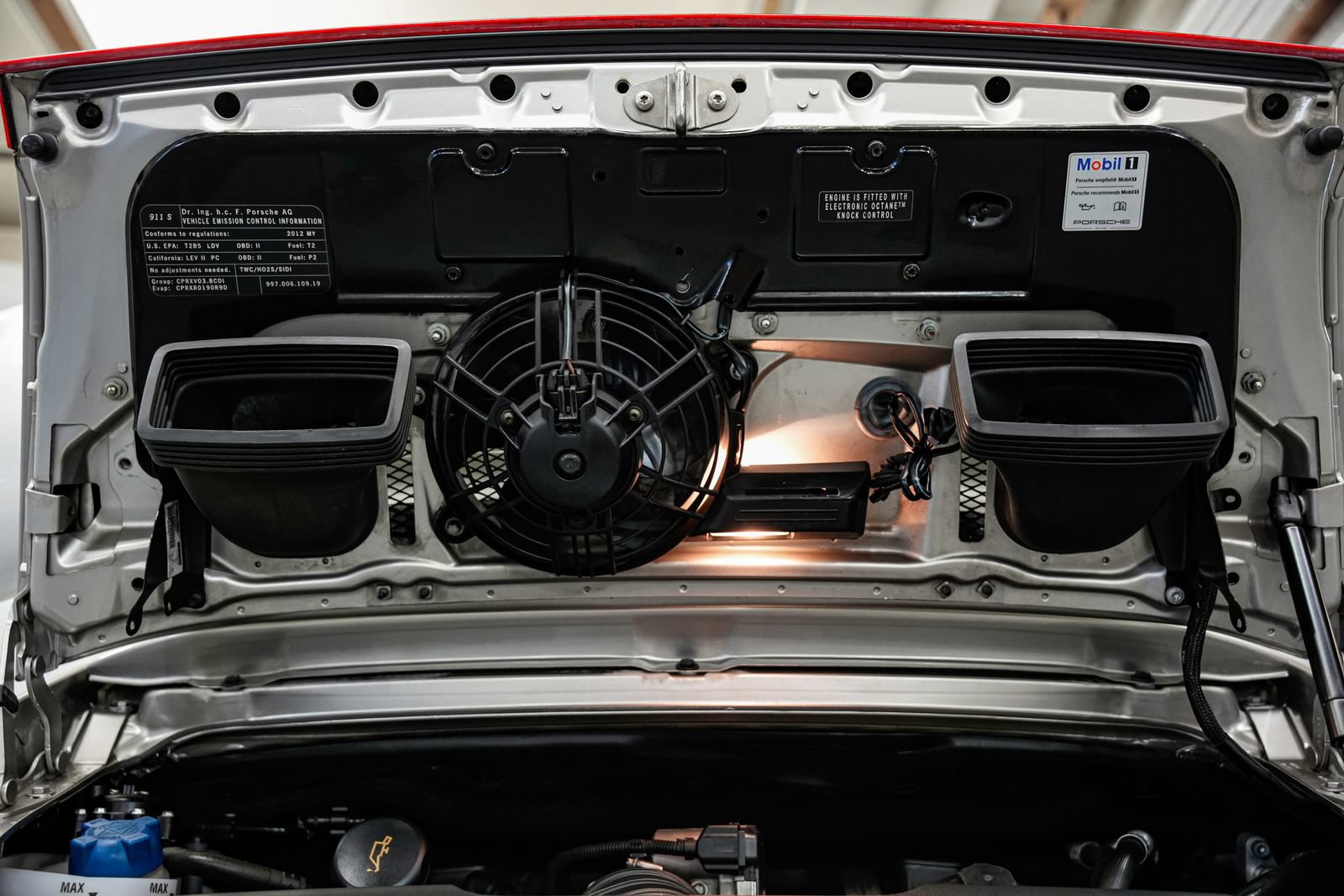 Used 2012 Porsche 911 Carrera 4S AWD/4WD image 38