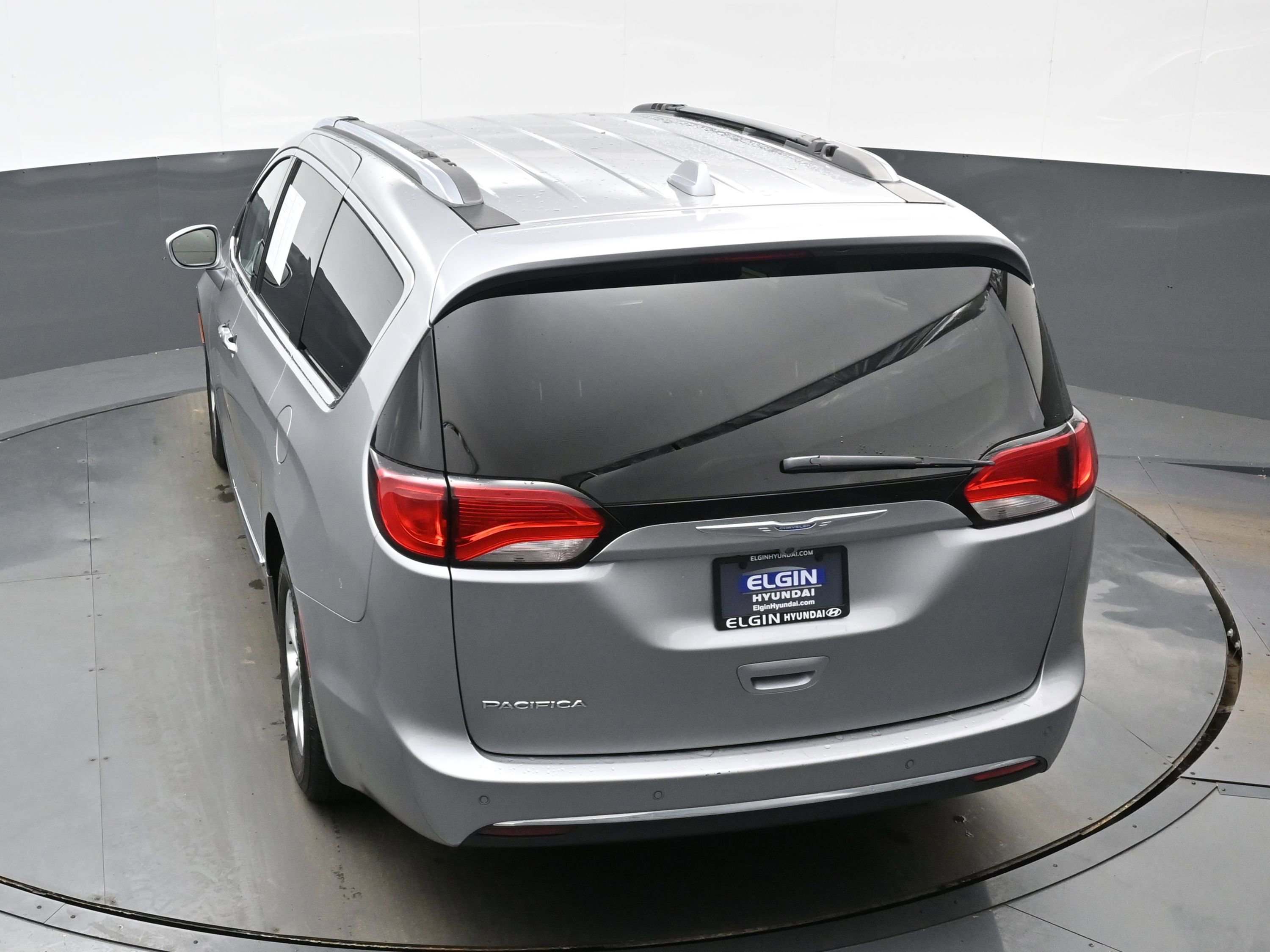 Used 2017 Chrysler Pacifica Touring-L Plus image 38