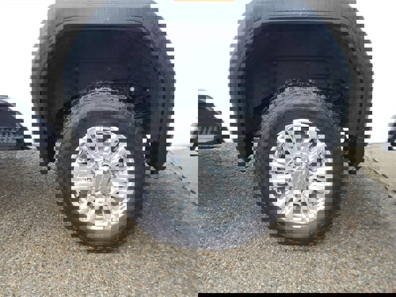 Used 2021 GMC Sierra 3500 Denali w/ Denali Ultimate Package image 18