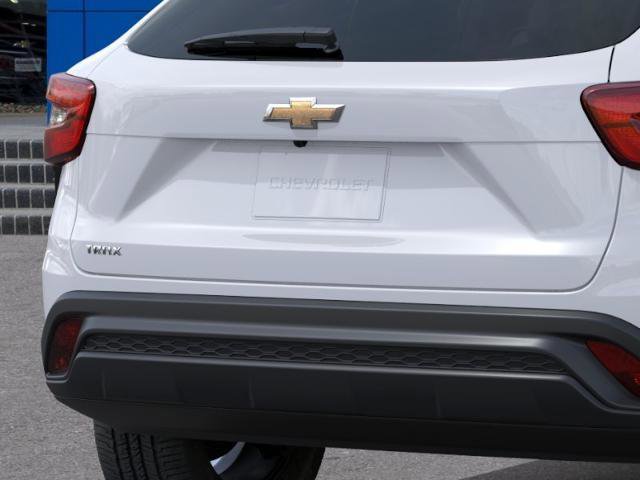 New 2026 Chevrolet Trax LS w/ LS Convenience Package FWD image 38