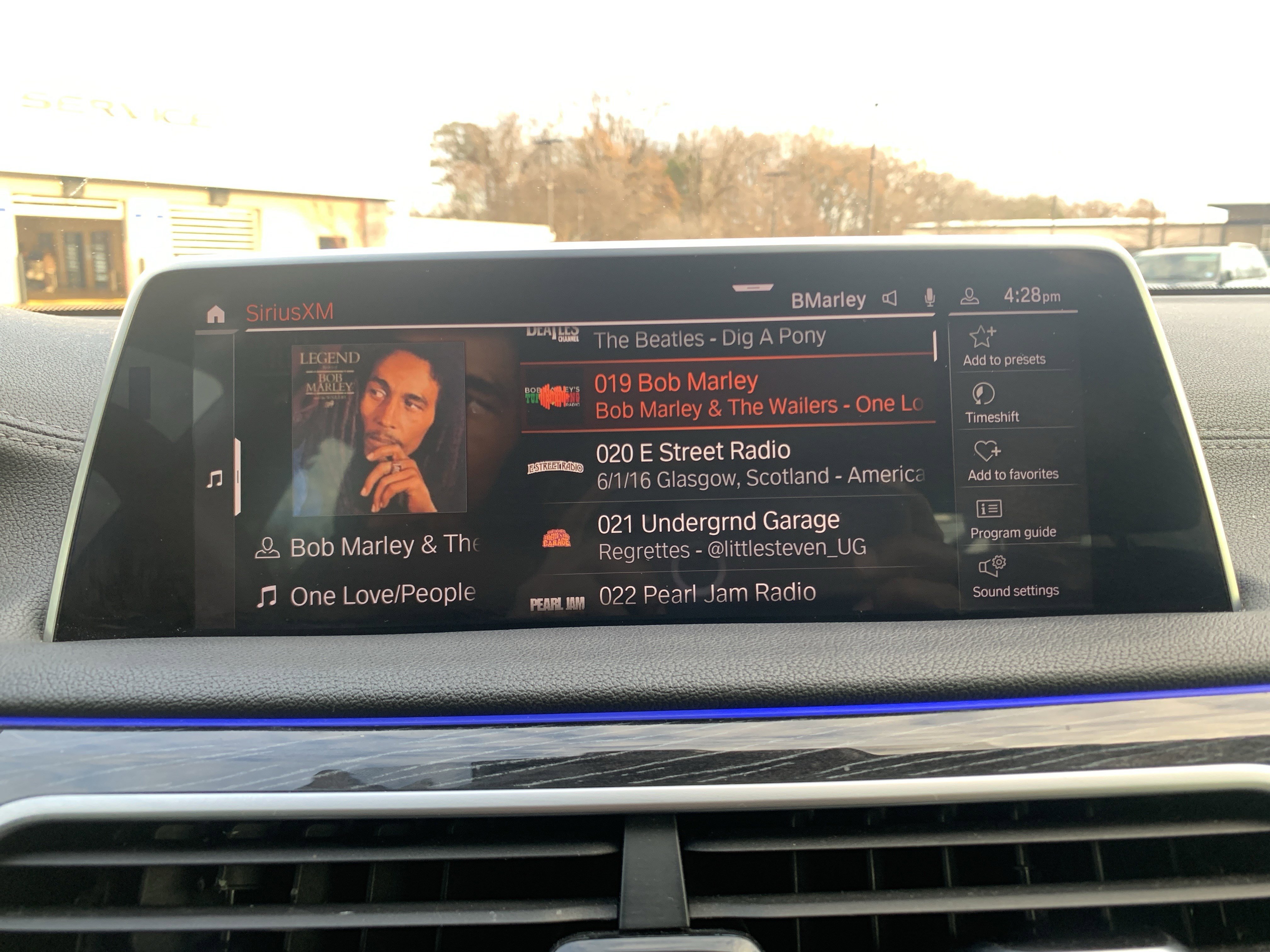 Used 2020 BMW 740i w/ M Sport Package image 23