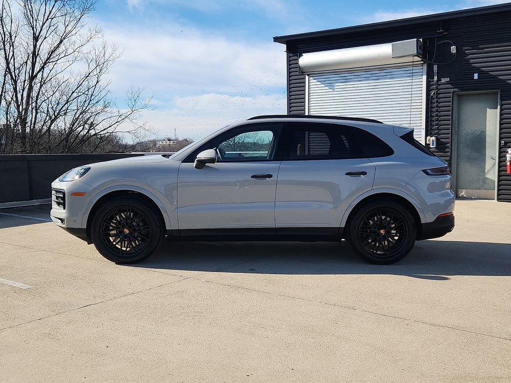 New 2026 Porsche Cayenne S image 2