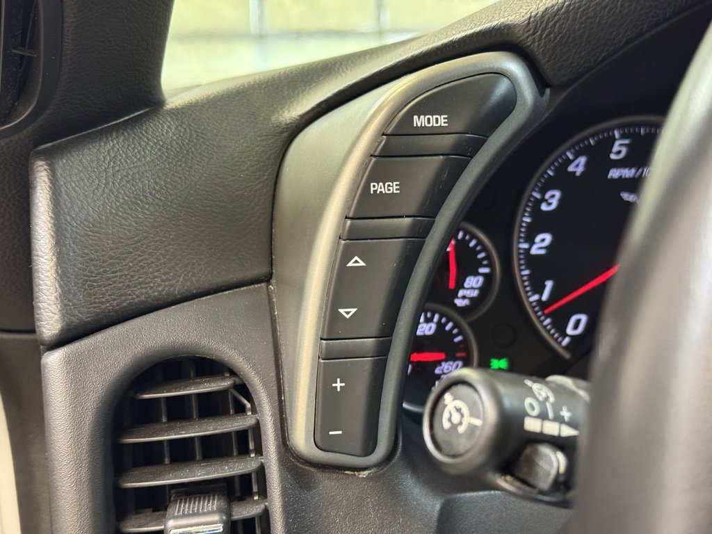 Used 2005 Chevrolet Corvette Base w/ Preferred Equipment Group image 22