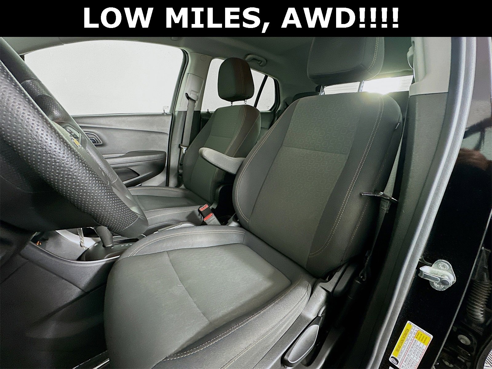 Used 2019 Chevrolet Trax LS w/ Tint and Cruise Package image 21