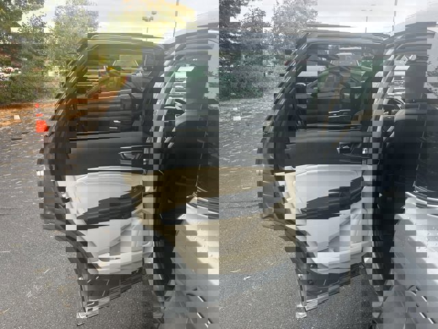 Used 2024 Ford Edge Titanium image 12