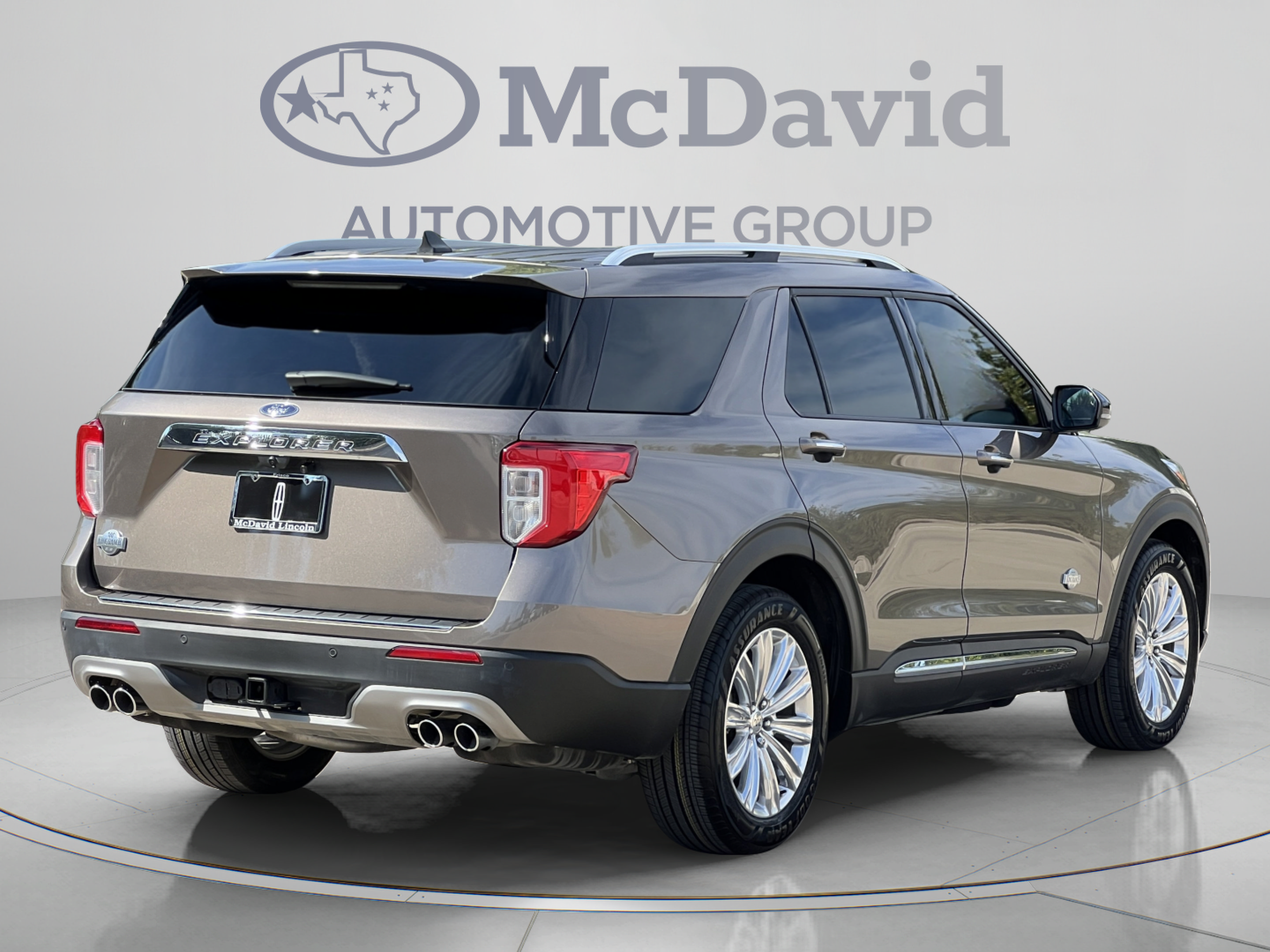 Used 2021 Ford Explorer King Ranch w/ Premium Technology Package RWD image 7