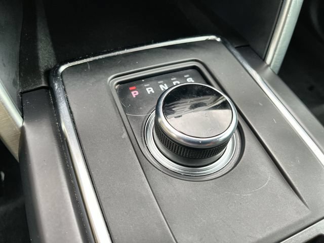 Used 2019 Land Rover Discovery Sport HSE AWD/4WD image 23